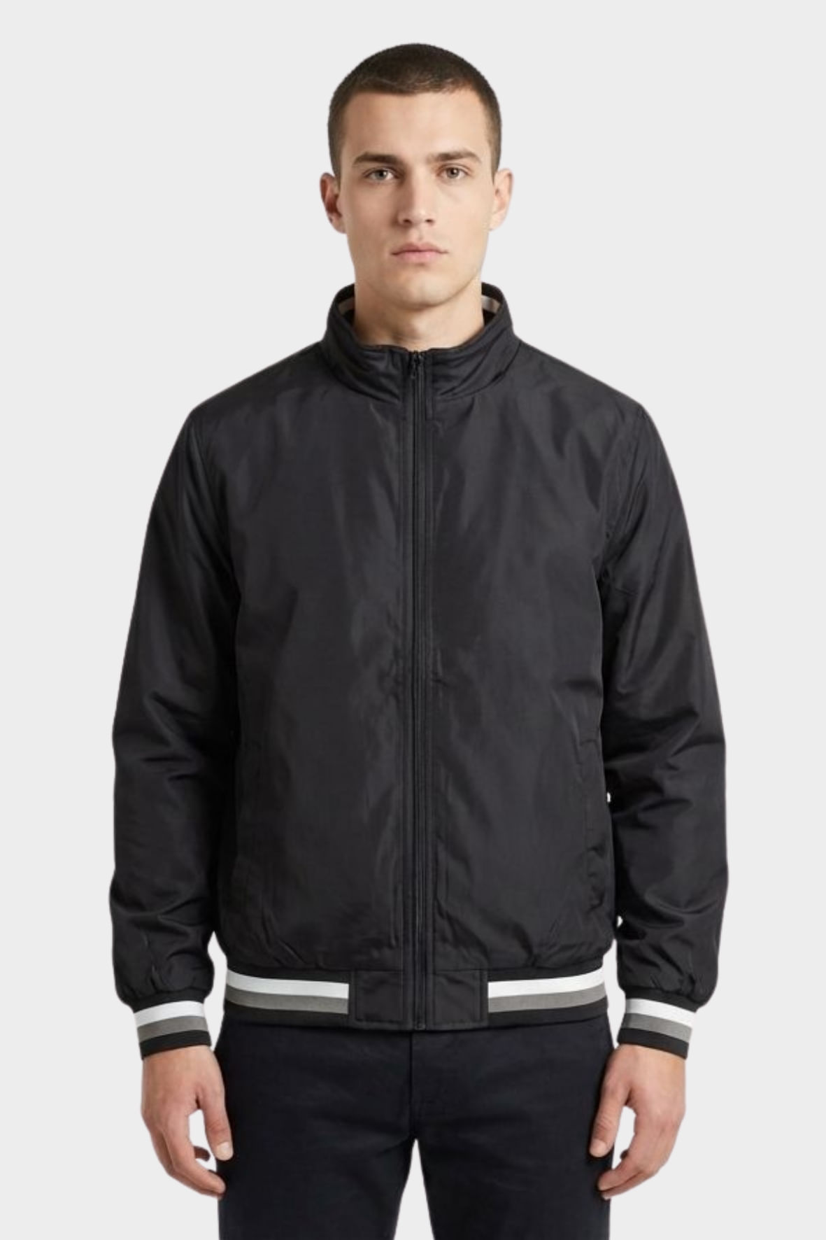 JAQUETAS POLIESTER PRETO